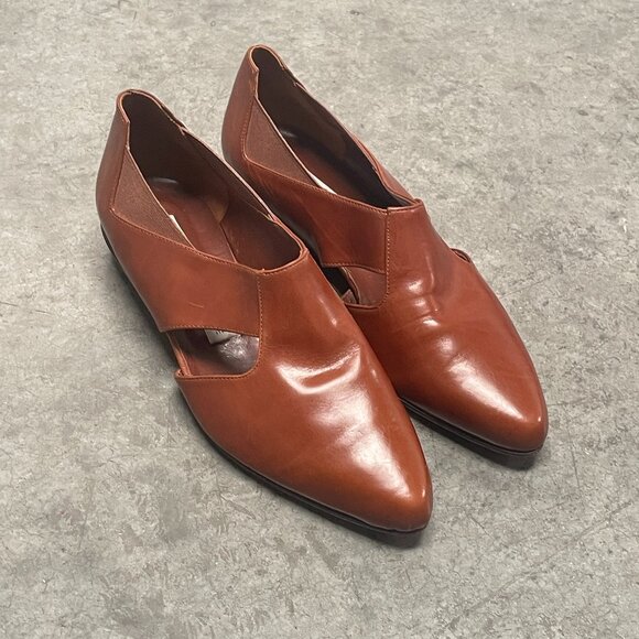 VIA SPIGA LEATHER WOMEN'S POINTED TOE CUT-OUT FLATS TAN SIZE 5.5 - Picture 1 of 13